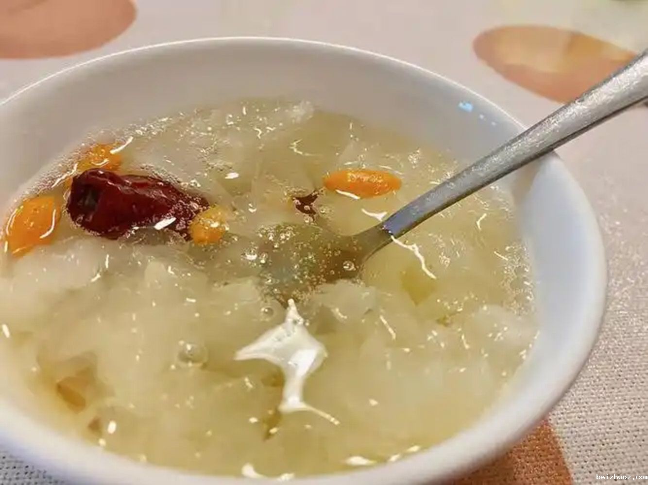 银耳羹01.jpg